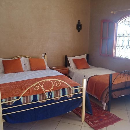 Hotel Riad Le Petit Prince メルズーガ 部屋 写真