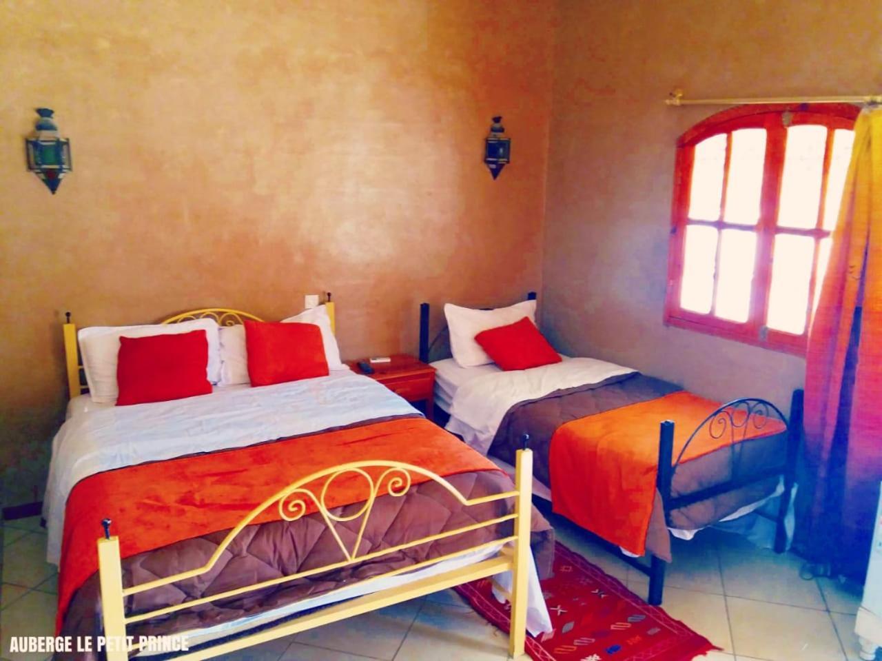 Hotel Riad Le Petit Prince メルズーガ 部屋 写真